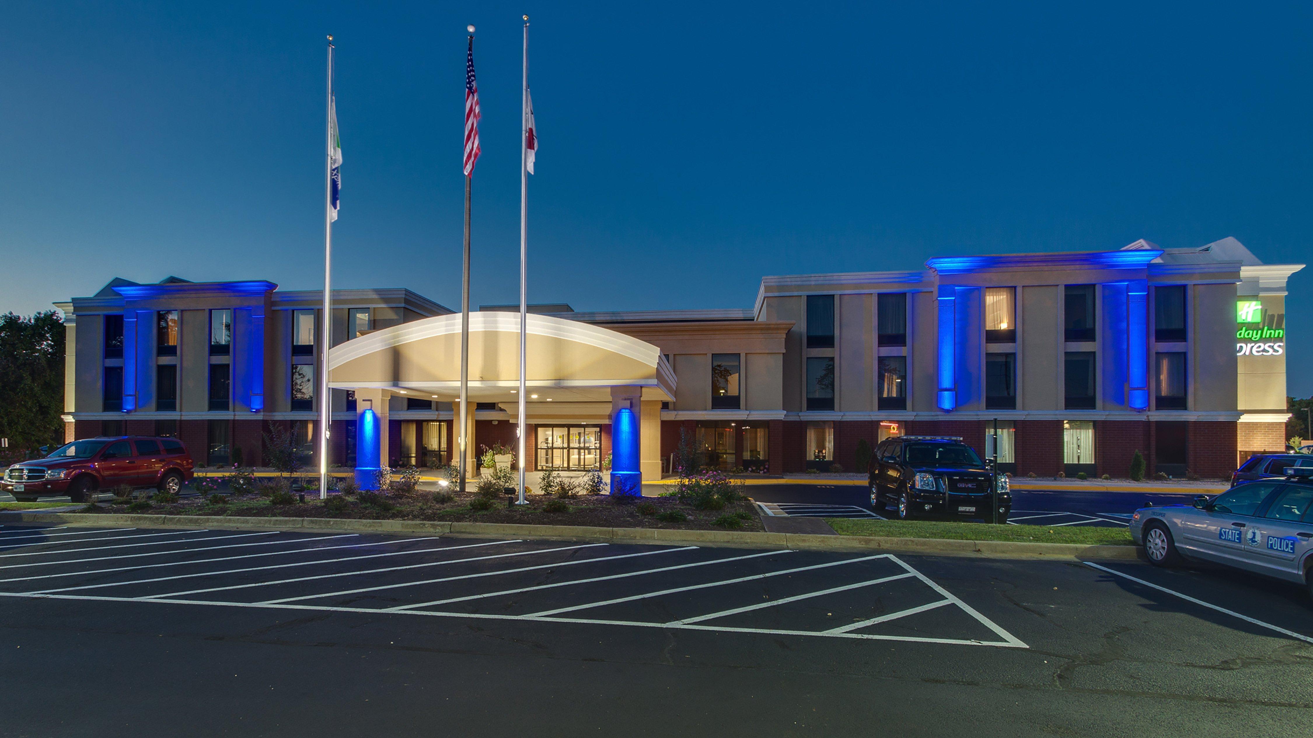 Holiday Inn Express Hotel & Suites Midlothian Turnpike, An Ihg Hotel Richmond Exterior photo